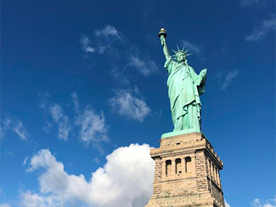 写真①自由の女神