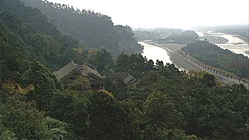 青城山と都江堰水利施設