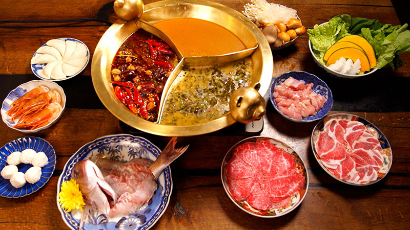 ■四川料理 <ruby>花重<rp>(</rp><rt>かえ</rt><rp>)</rp></ruby>