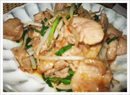 ロケご飯〜黒豚のもやし炒め