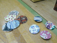 新商品「PRINT PARTY」のカンバッジ