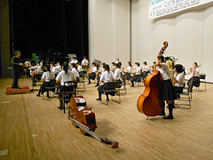 七生中学校