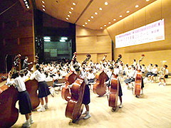 谷津小学校