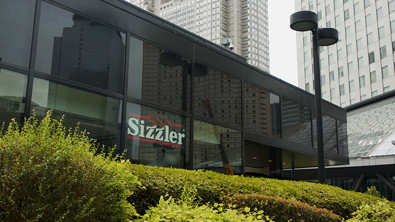 東京・西新宿 「田辺さんを猛烈スカウト！サラダバー」