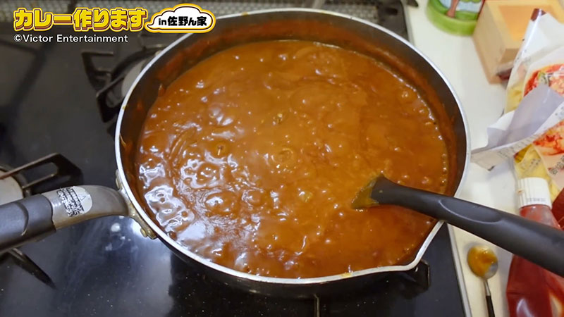 「メンバー全員で囲む！最高で最悪のカレー」 ※人生最高の一品