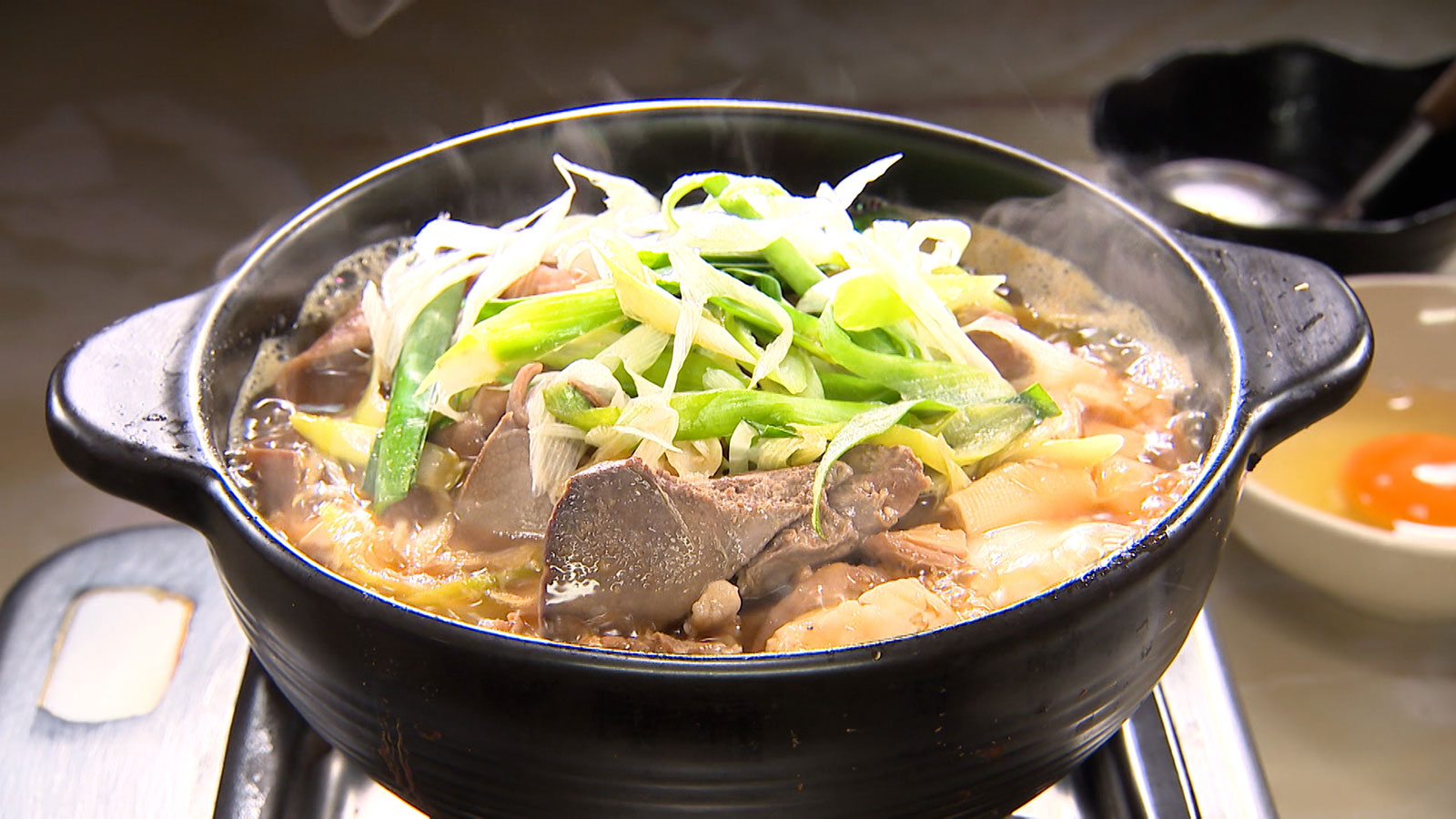 【絶品ホルモンを堪能できる地元ののんべえたちに大人気のお店】