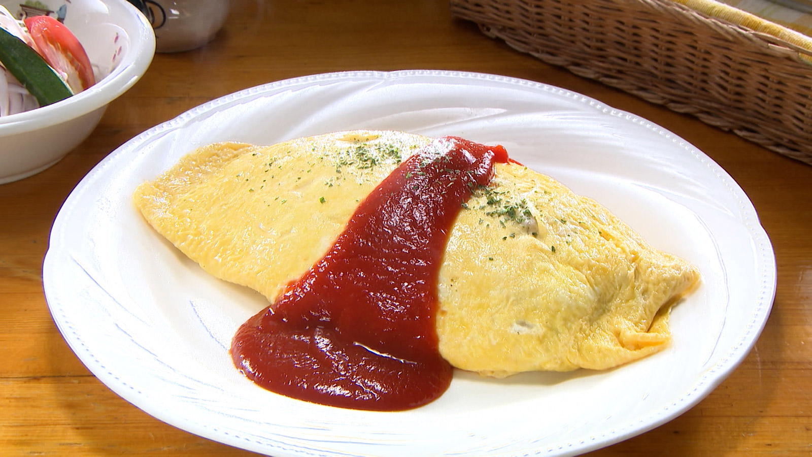 【創業37年の喫茶店でいただく、昔ながらの王道オムライス！】