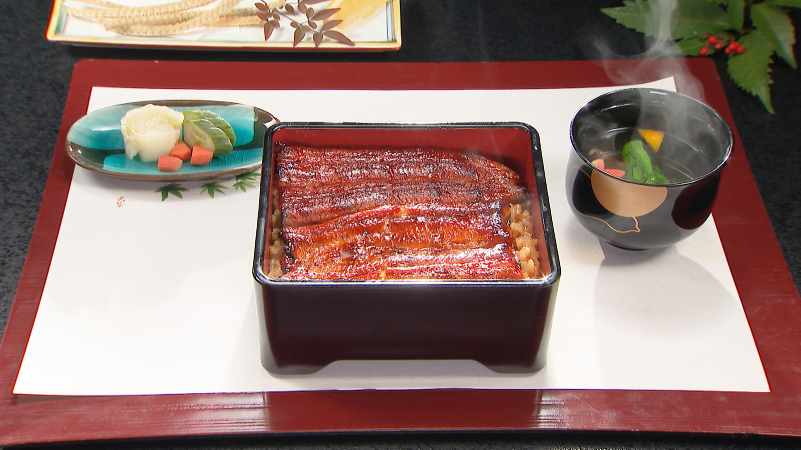 【日本庭園を眺めながら日本料理を堪能できる名店のうな重】