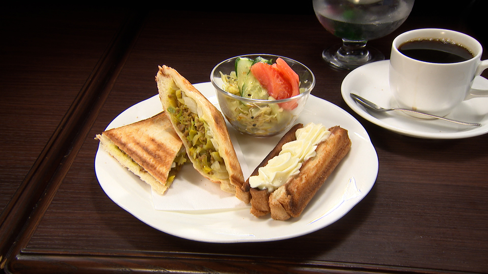 【ノスタルジックな空間で地元の方に愛される純喫茶】