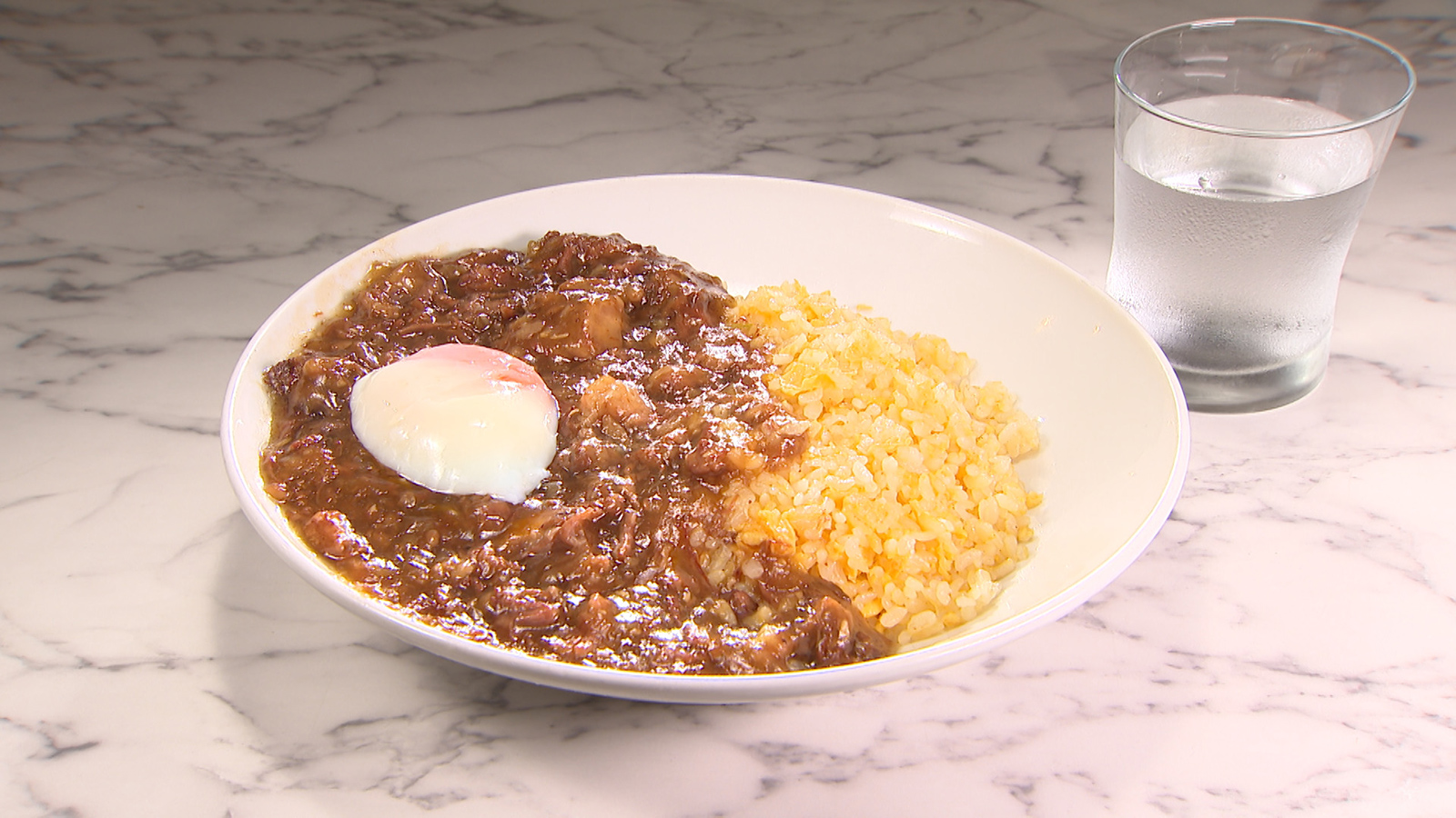 【牛すじチャーハン】