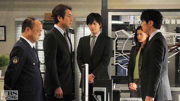 第1話 あのチームが帰ってきた!波乱の幕開け…安積撃たれる!姿なきバス連続爆破犯を逮捕せよ