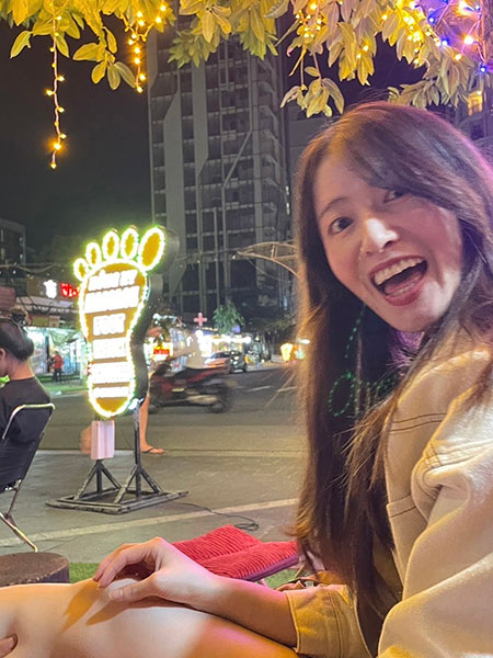 マッサージ受ける具嶋