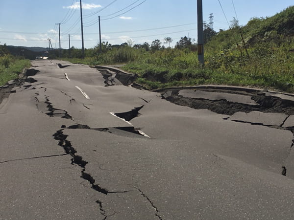 地震道路