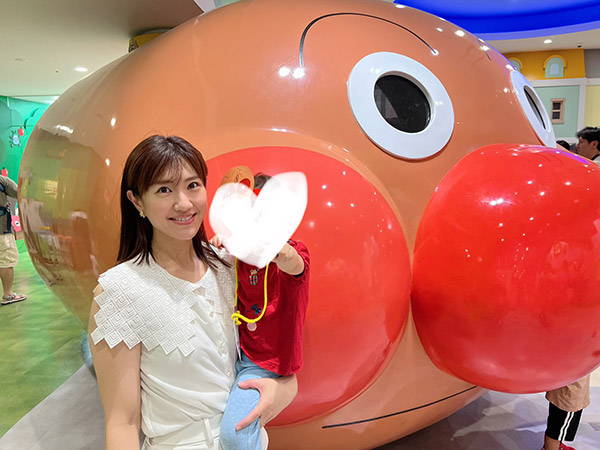 アンパンマンと私、娘のショット