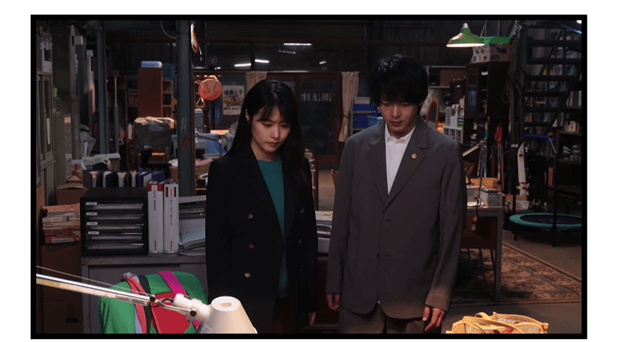 報道を見る石子と羽男