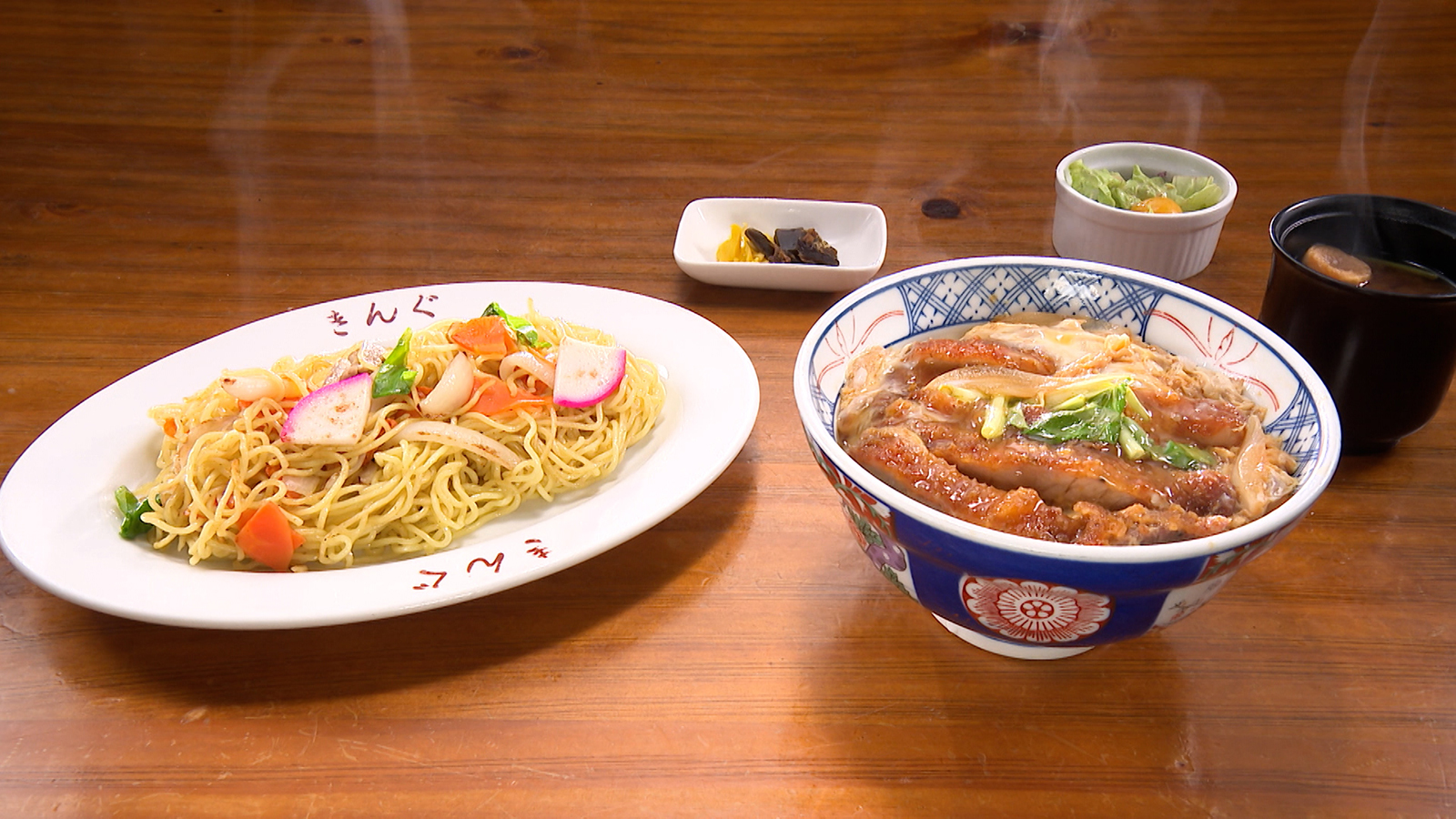 【一家総出でお店を切り盛りする創業101年の定食屋さん！】