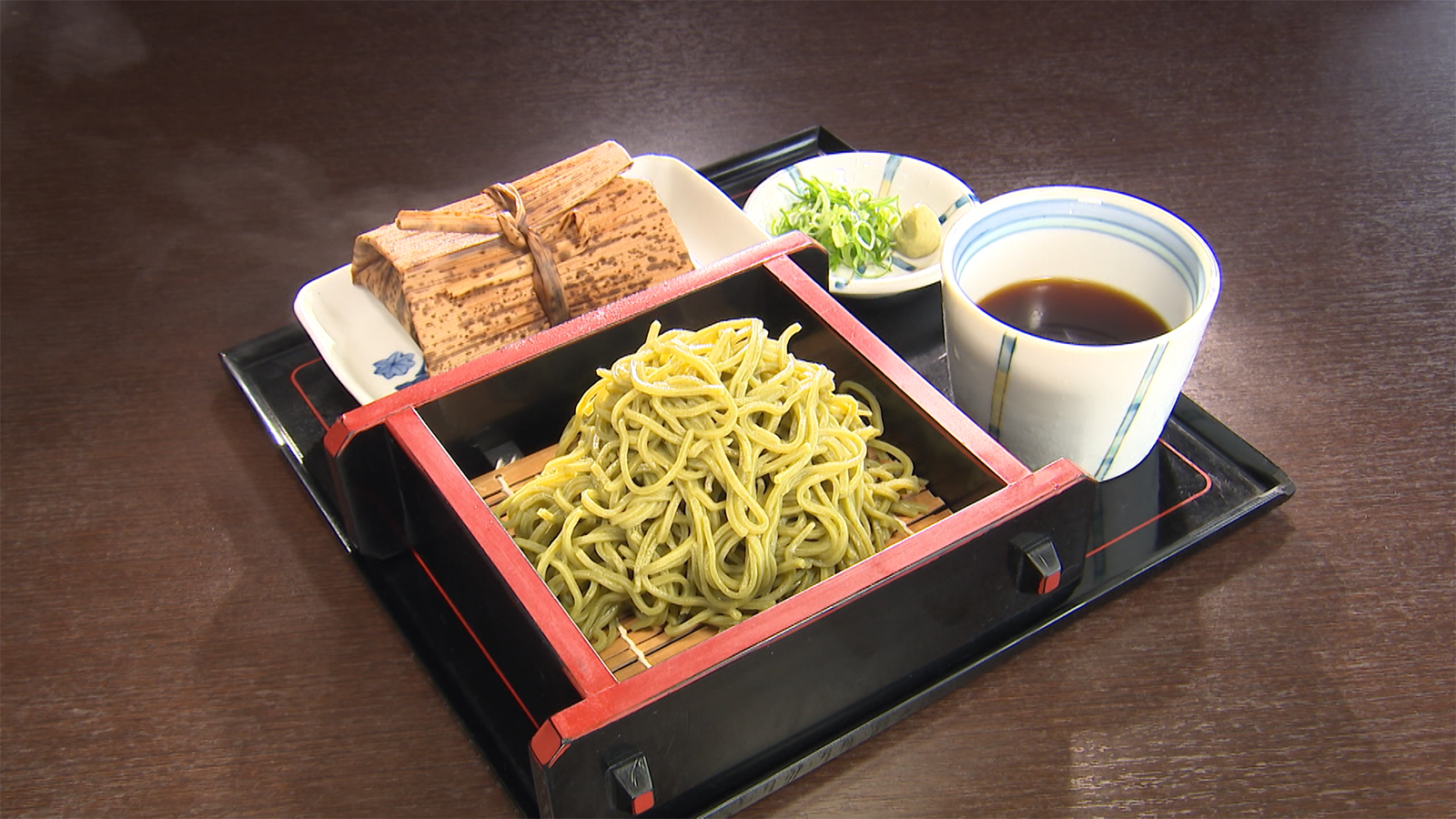 【旅館も併設する宇治川の流れを感じながら和食をいただける創業140年のお食事処】