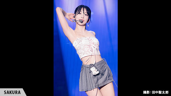 2023 LE SSERAFIM TOUR 'FLAME RISES' IN JAPAN 独占インタビュー付き