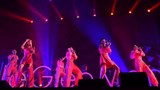 Little Glee Monsterの直筆サイン入りチェキをプレゼント!