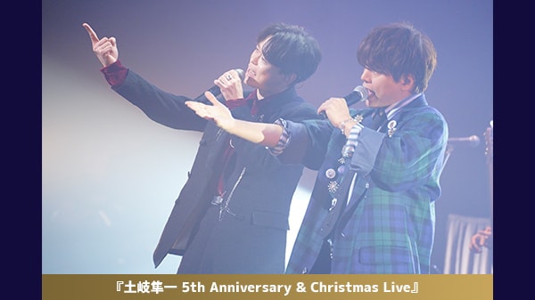 土岐隼一 卓上カレンダー＆ミニフォトブック 2点 土岐隼一 NEW YEAR トーク＆ミニライブ 2021 缶バッジ ランダム5
